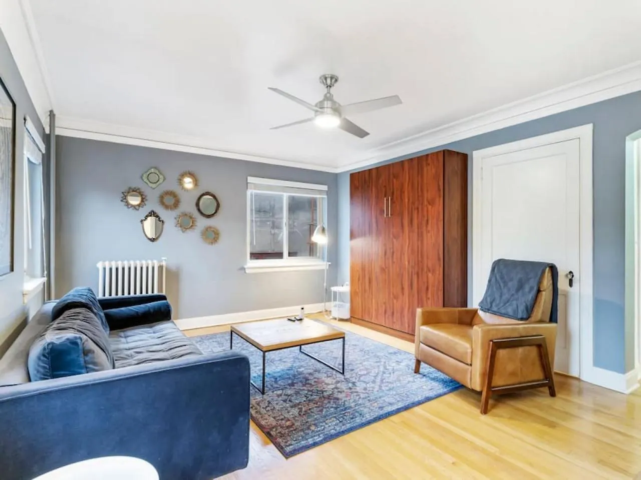 Central Downtown Studio With Vintage Charm Near Train Portland